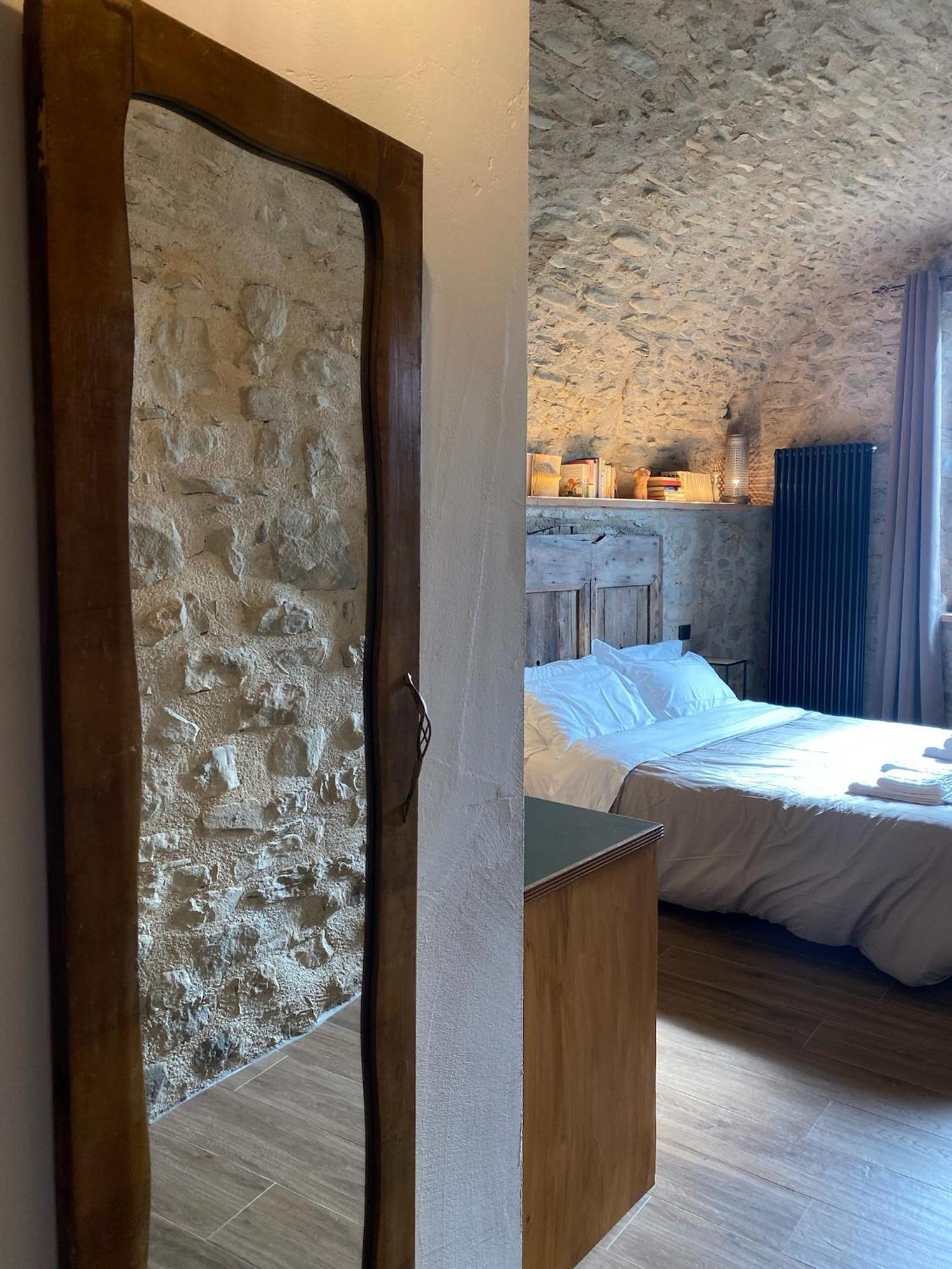 La Casa Medievale Suites E Spa Pontremoli Exteriör bild