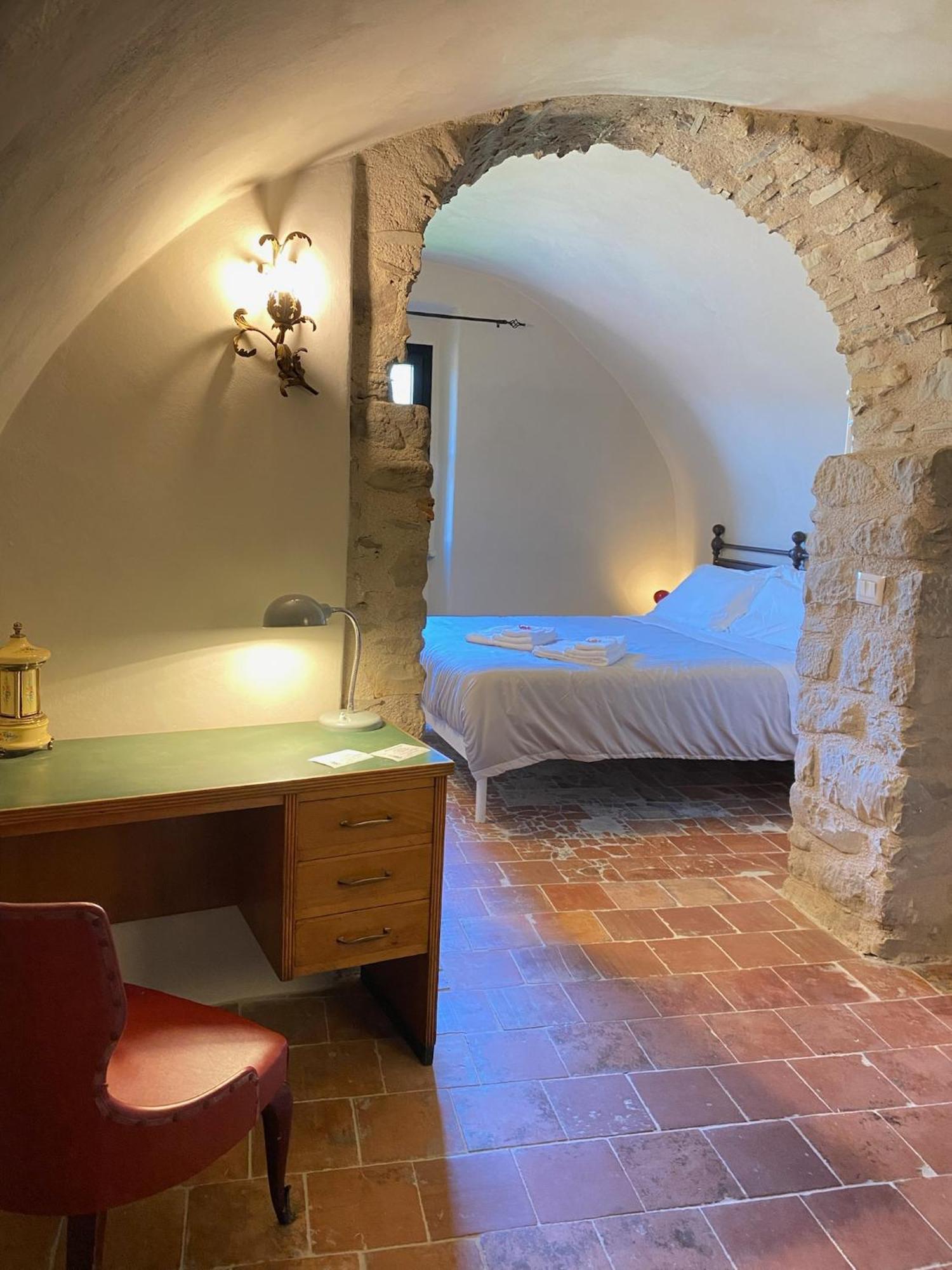 La Casa Medievale Suites E Spa Pontremoli Exteriör bild