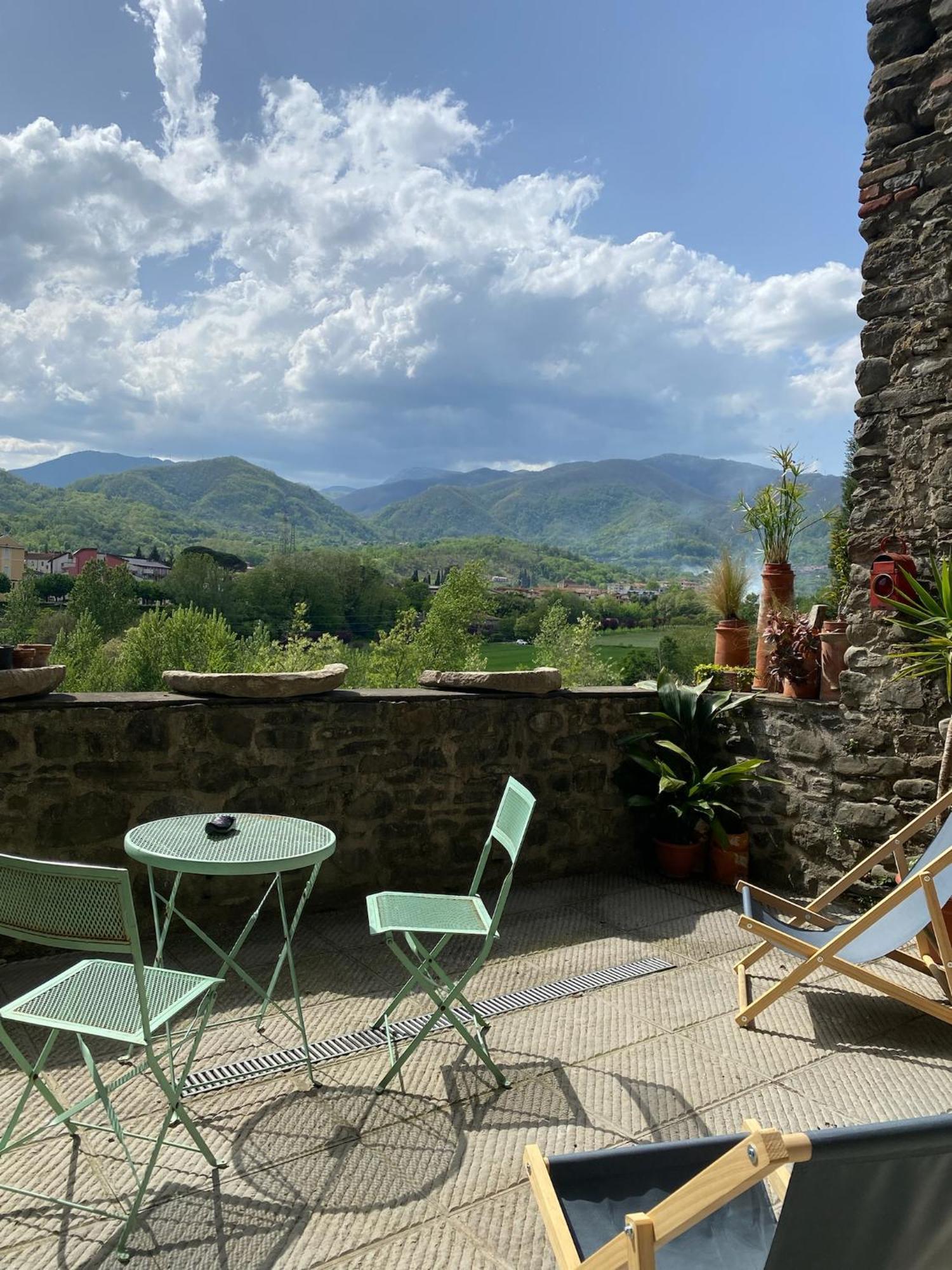 La Casa Medievale Suites E Spa Pontremoli Exteriör bild