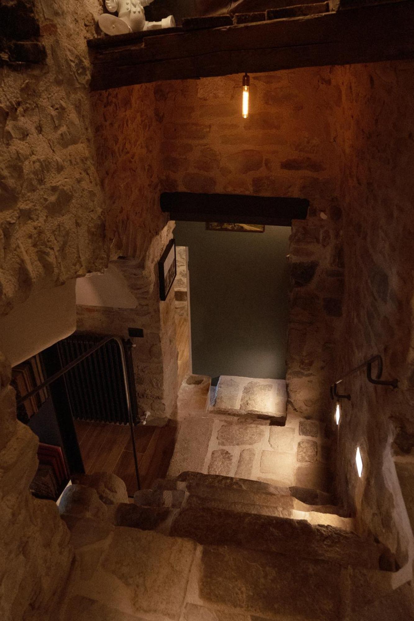 La Casa Medievale Suites E Spa Pontremoli Exteriör bild